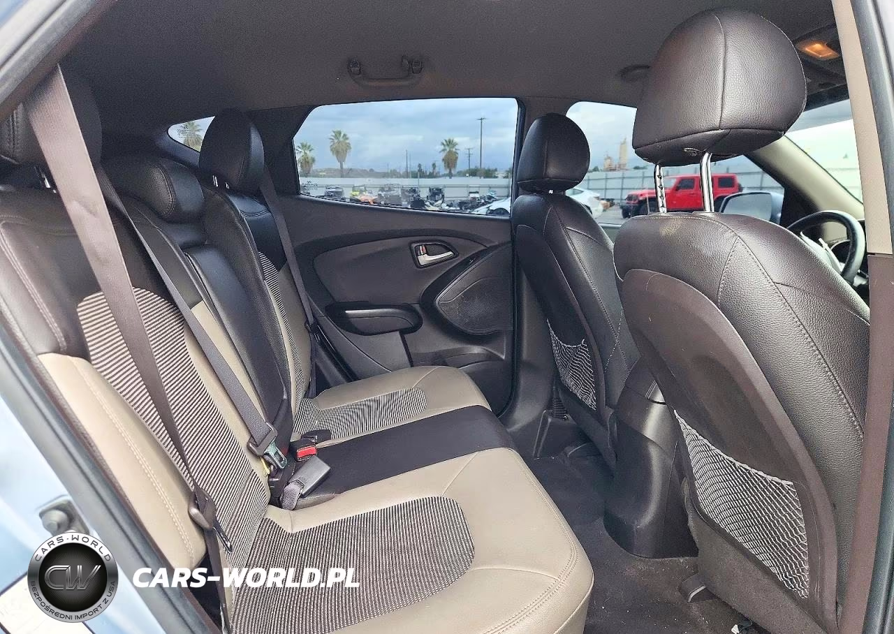 2012 Hyundai Tucson Gls VIN:KM8JUCAC5CU487224 - 11
