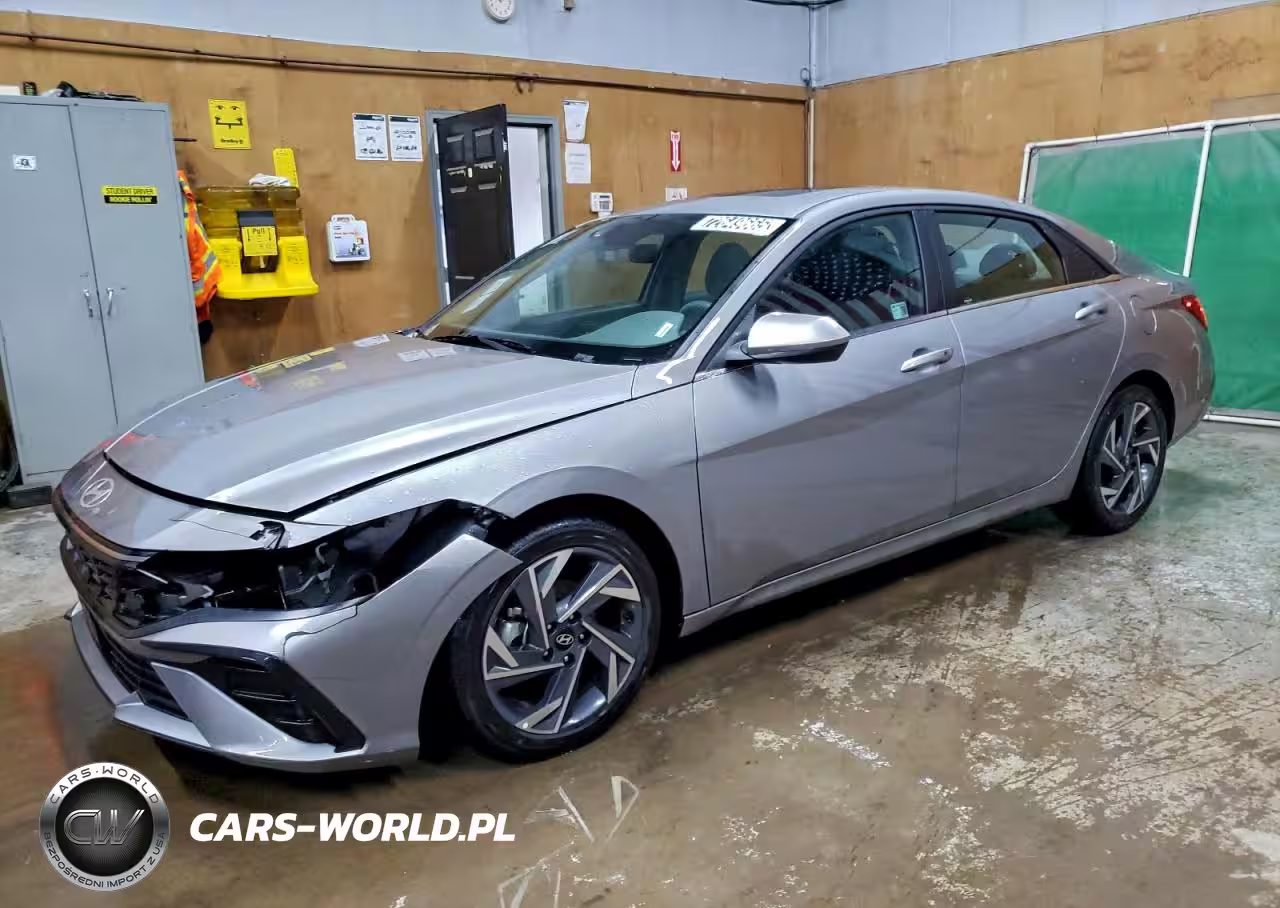 2025 Hyundai Elantra Sel