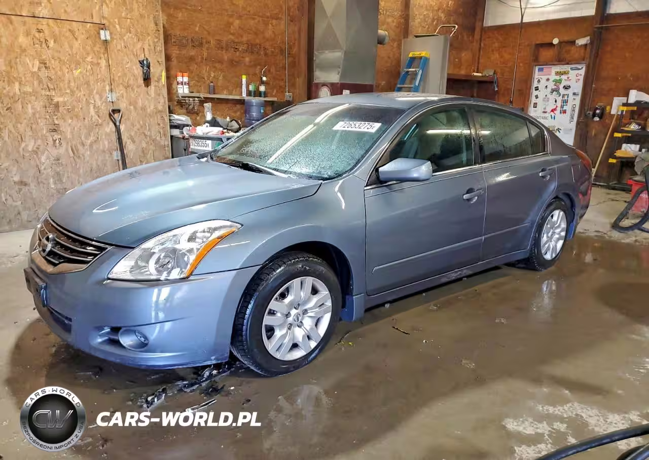 2010 Nissan Altima Base