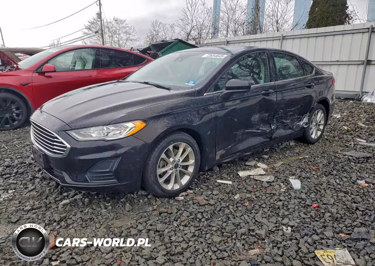 2020 Ford Fusion Se