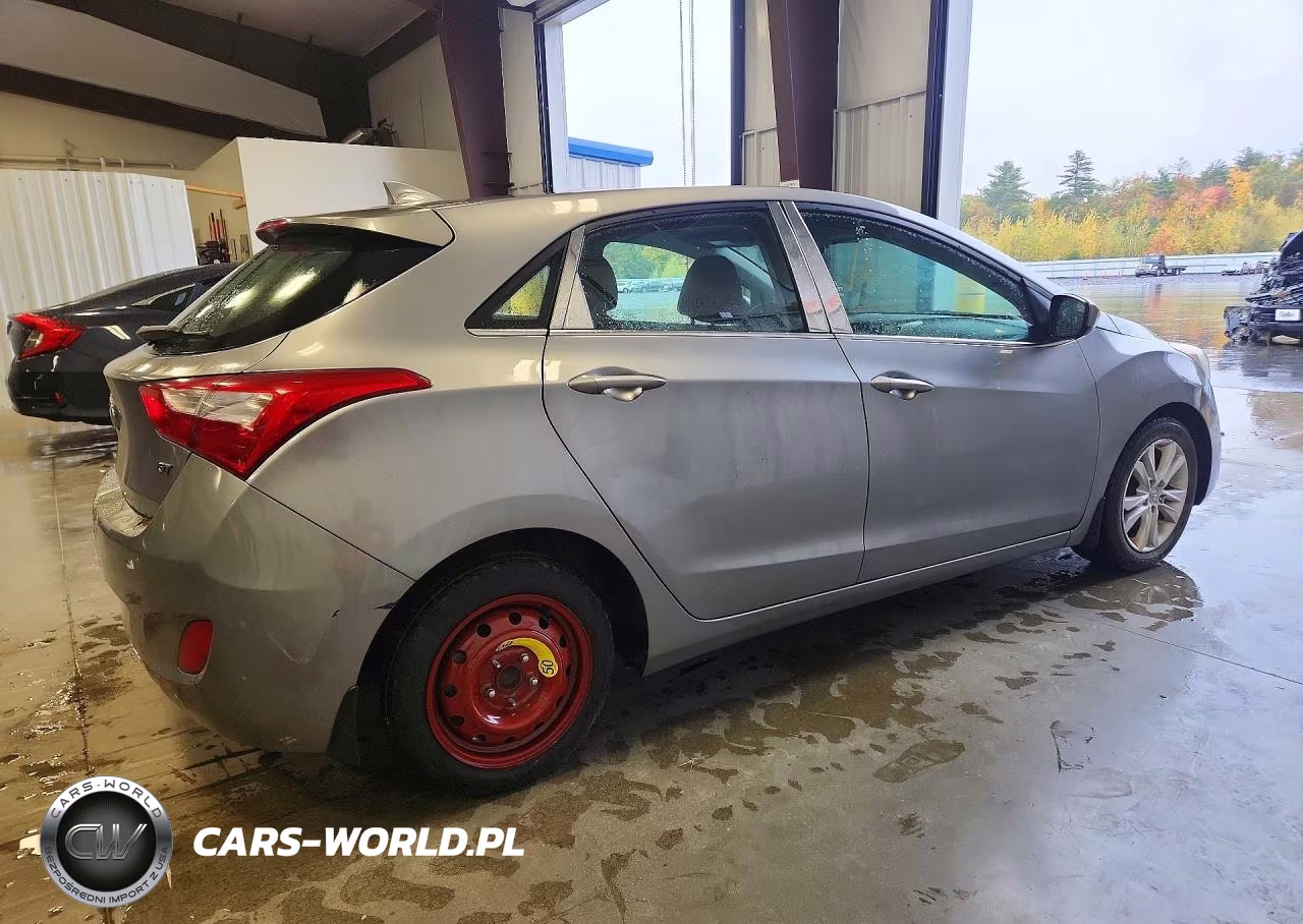 2013 Hyundai Elantra Gt Base VIN:KMHD35LE1DU030177 - 3