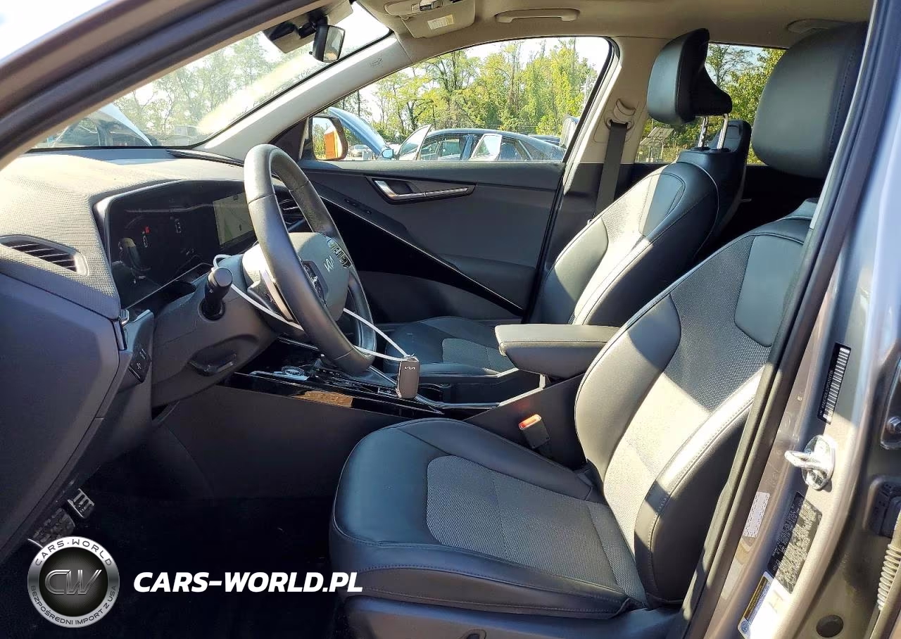2023 Kia Niro Ex VIN:KNDCR3LE2P5111318 - 7