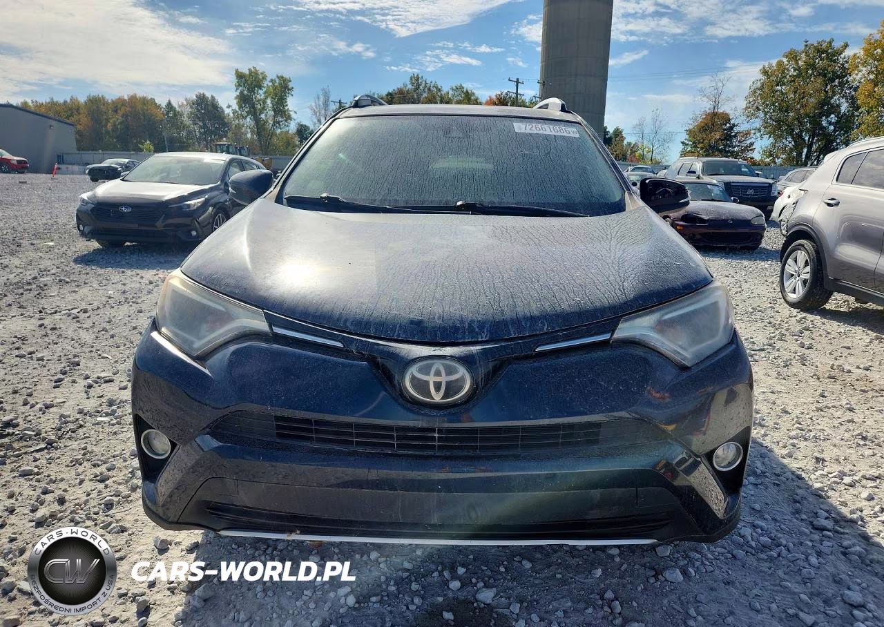 2017 Toyota Rav4 Xle VIN:JTMWFREV9HJ713924 - 5