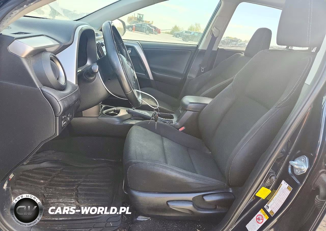 2017 Toyota Rav4 Xle VIN:JTMWFREV9HJ713924 - 7