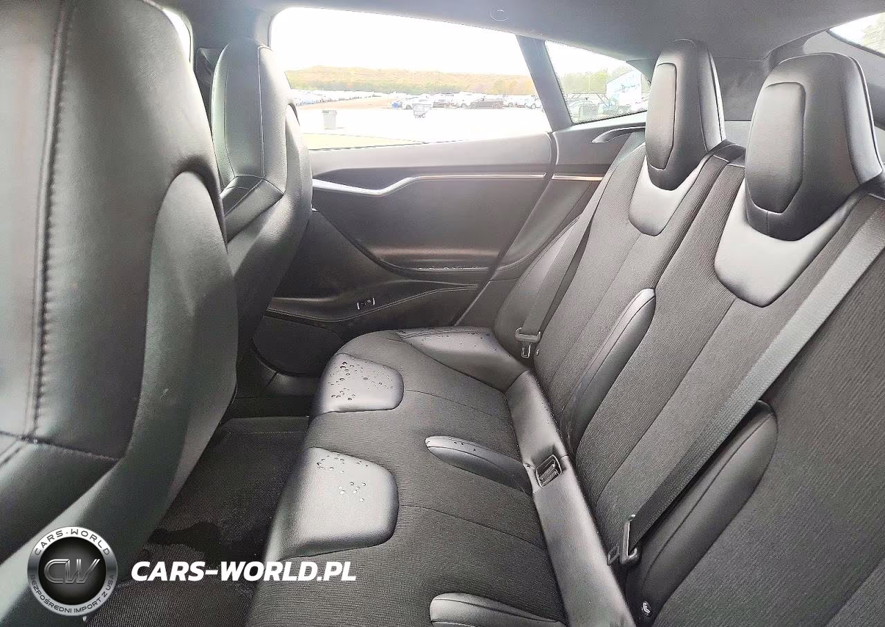 2016 Tesla Model S VIN:5YJSA1E20GF168867 - 11