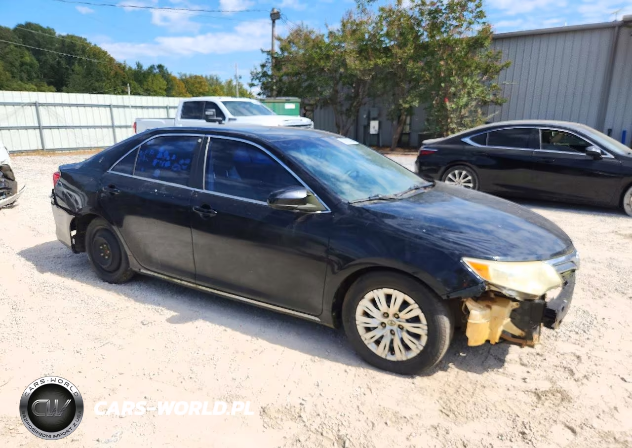 2014 Toyota Camry Le VIN:4T1BF1FK0EU447896 - 4