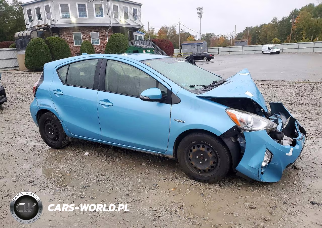 2016 Toyota Prius C Two VIN:JTDKDTB35G1133024 - 4