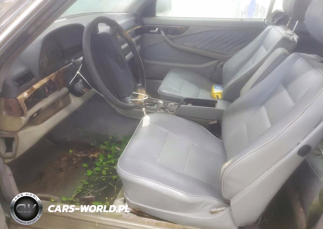 1991 Mercedes-Benz 560 Sec VIN:WDBCA45E4MA582415 - 7