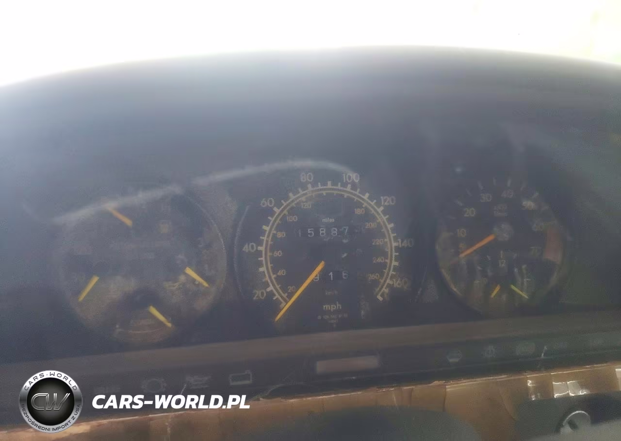 1991 Mercedes-Benz 560 Sec VIN:WDBCA45E4MA582415 - 9