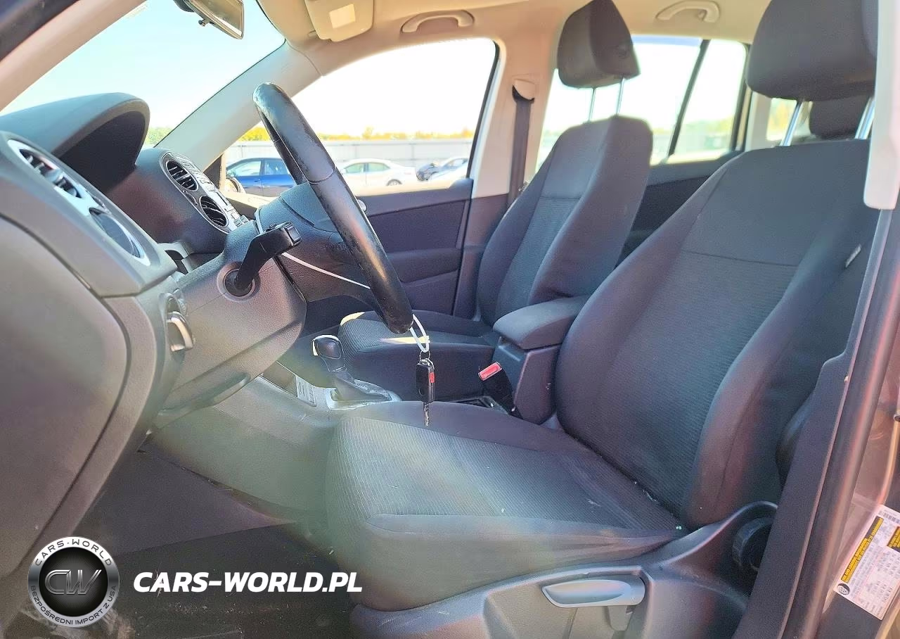 2014 Volkswagen Tiguan S VIN:WVGAV3AX8EW501866 - 7
