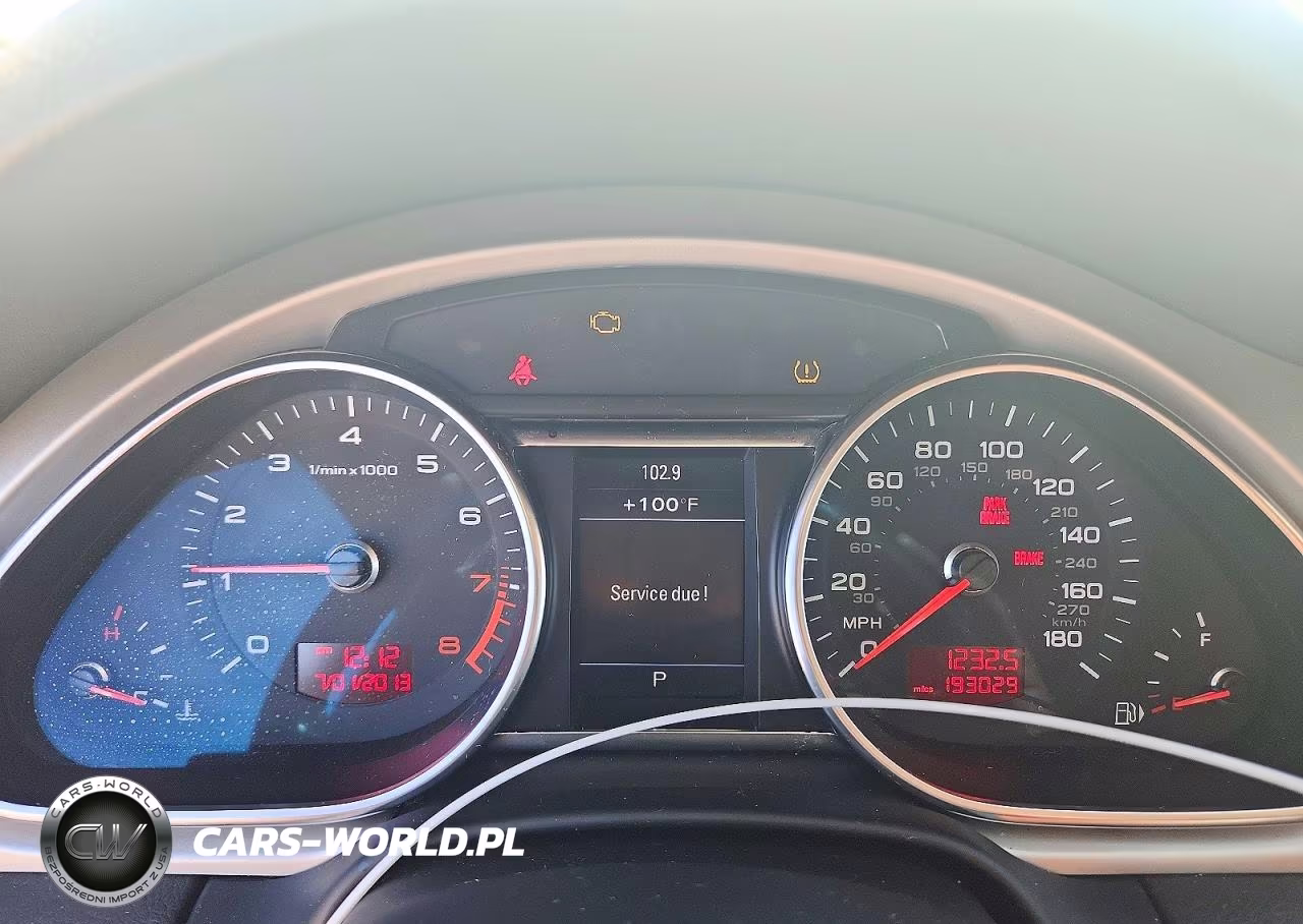 2010 Audi Q7 Premium Plus VIN:WA1LYAFE0AD000406 - 9