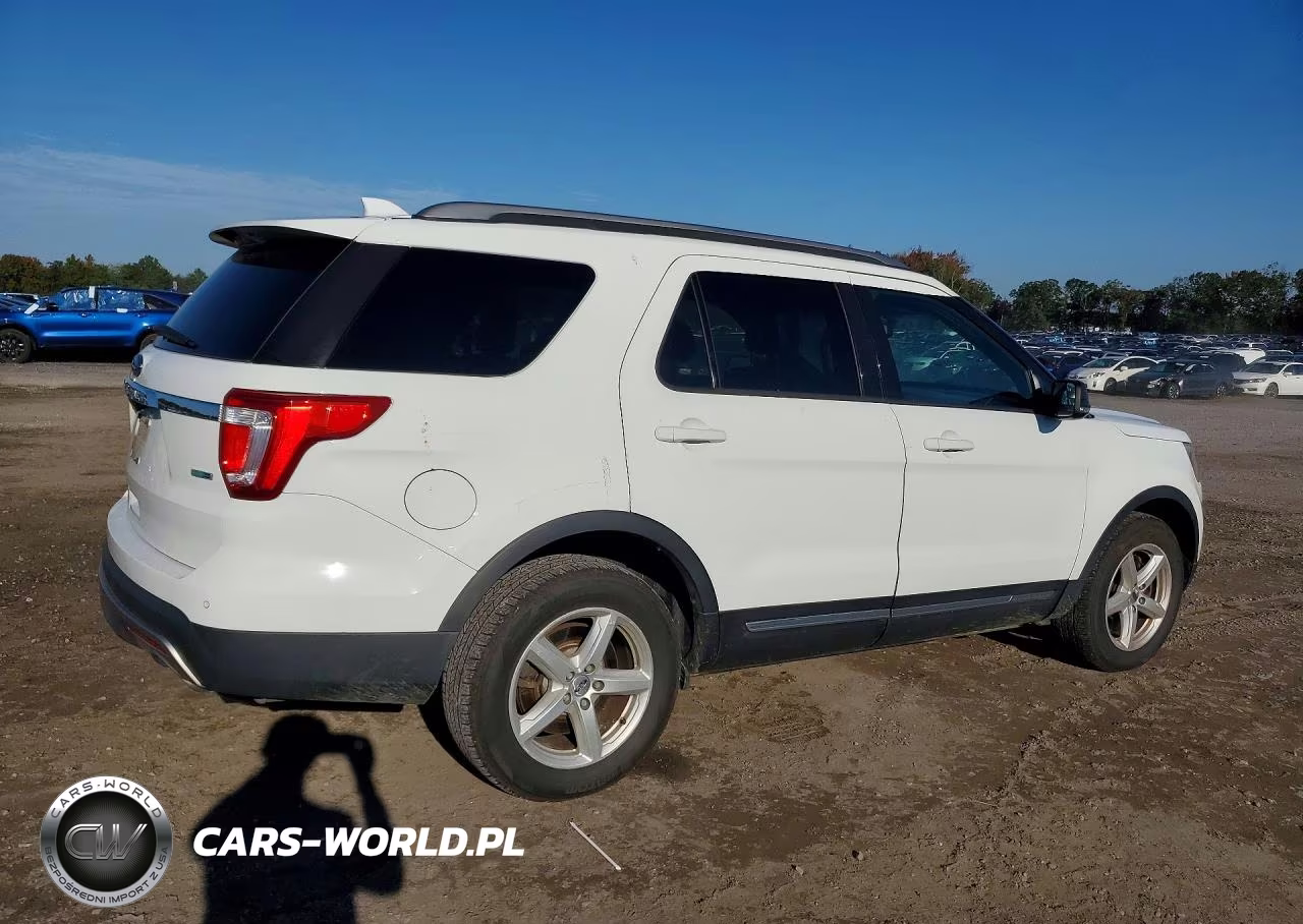 2016 Ford Explorer Xlt VIN:1FM5K8D83GGC26755 - 3