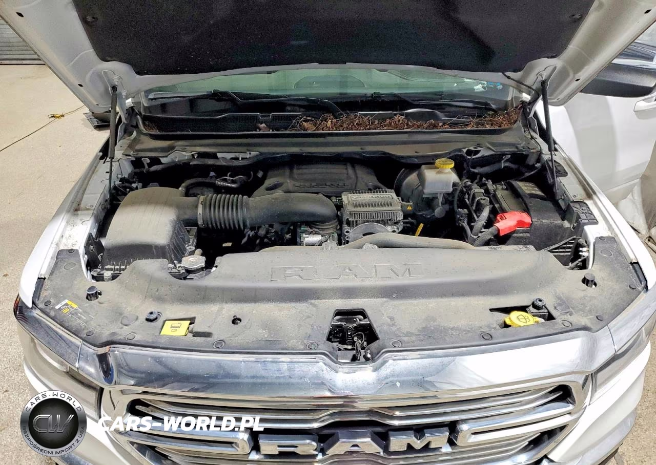2024 Ram 1500 Laramie VIN:1C6SRFRT0RN202245 - 11