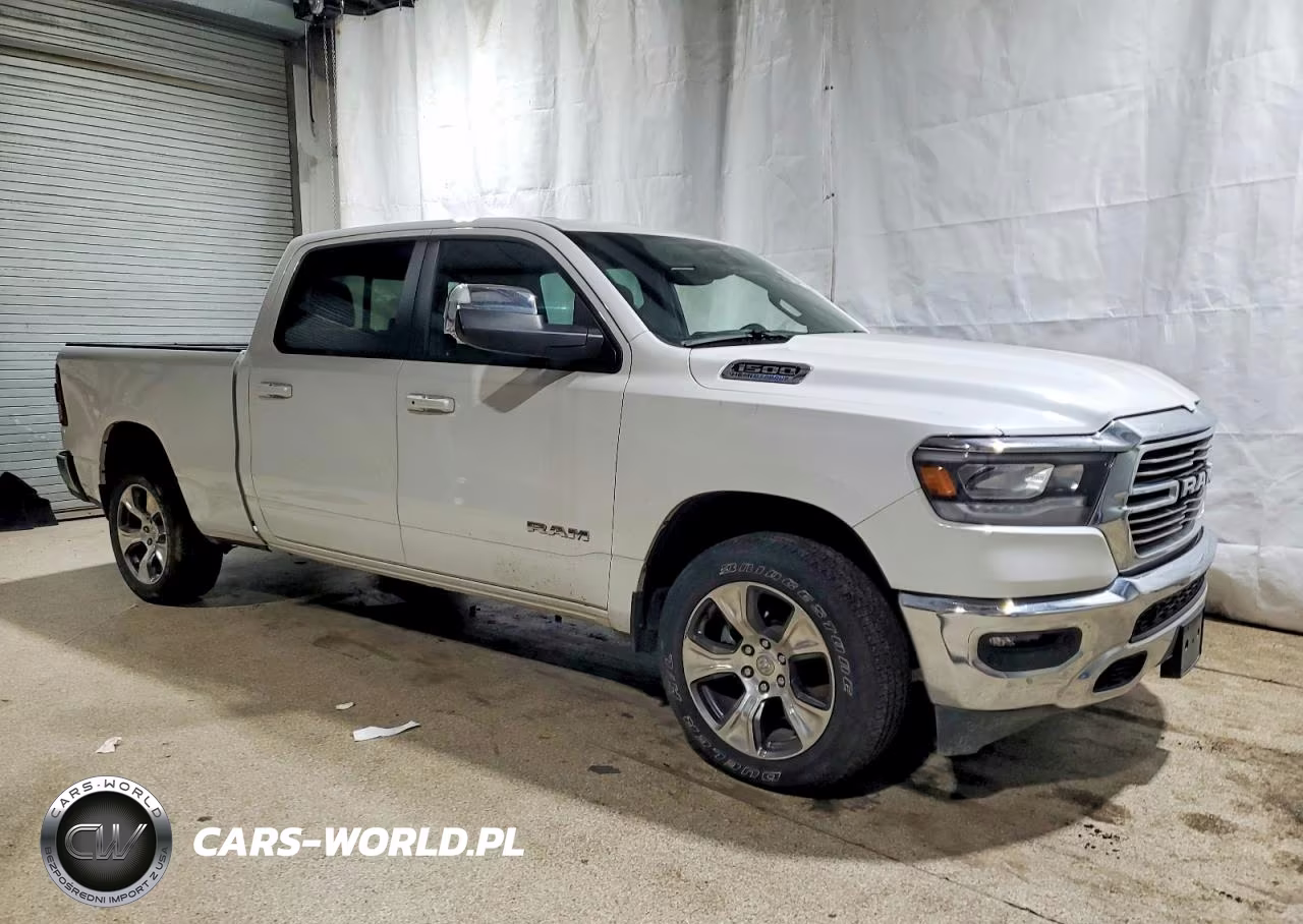 2024 Ram 1500 Laramie VIN:1C6SRFRT0RN202245 - 4
