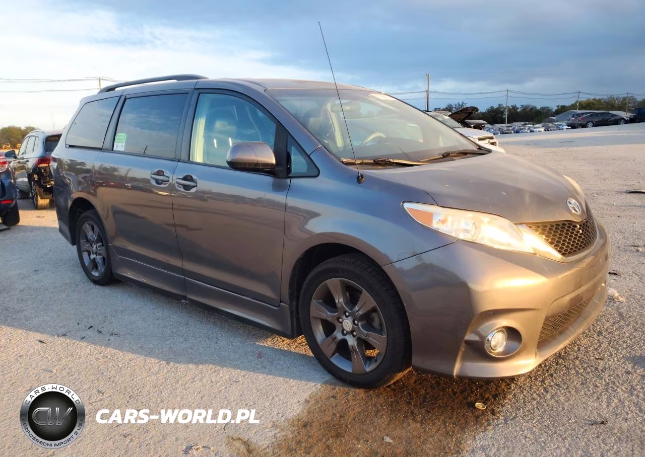 2011 Toyota Sienna Sport VIN:5TDXK3DC0BS117012 - 4