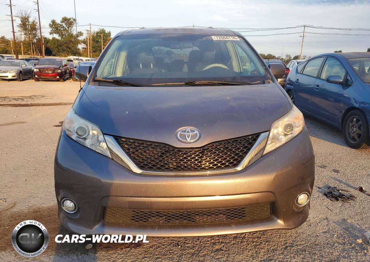 2011 Toyota Sienna Sport VIN:5TDXK3DC0BS117012 - 5