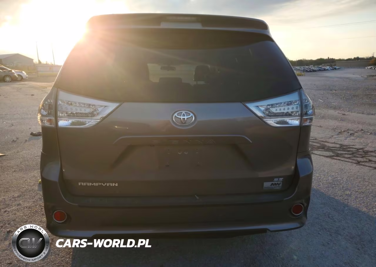 2011 Toyota Sienna Sport VIN:5TDXK3DC0BS117012 - 6