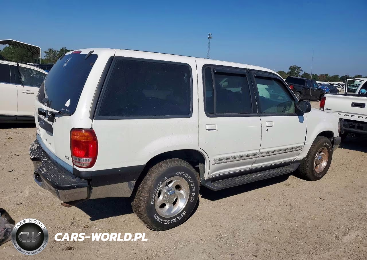 2000 Ford Explorer Xlt VIN:1FMZU63E7YZB06888 - 3