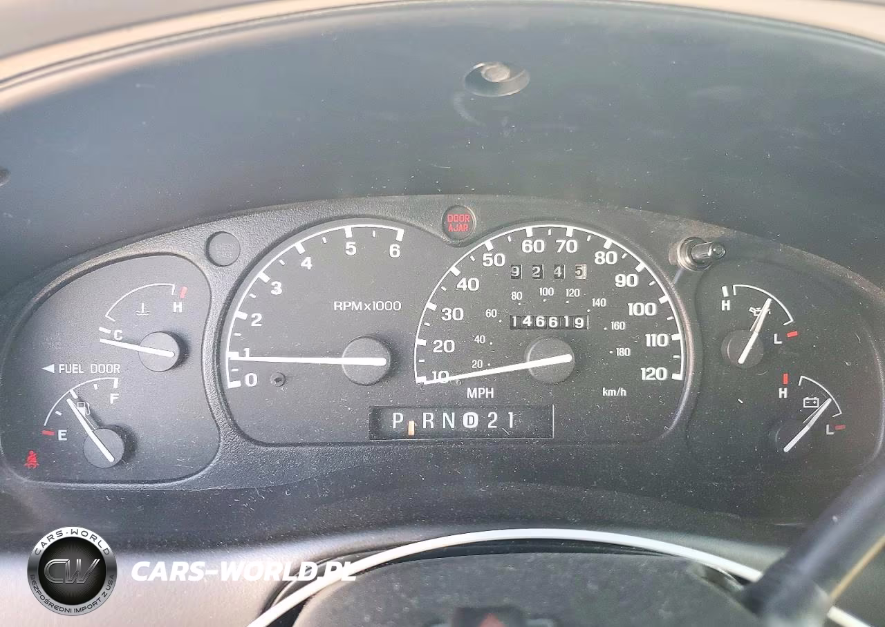 2000 Ford Explorer Xlt VIN:1FMZU63E7YZB06888 - 9