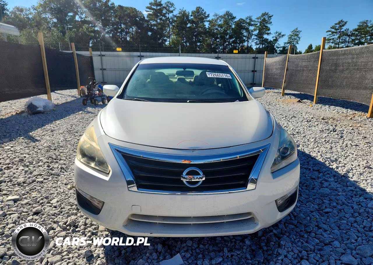 2015 Nissan Altima 2.5 S VIN:1N4AL3AP2FC277108 - 5