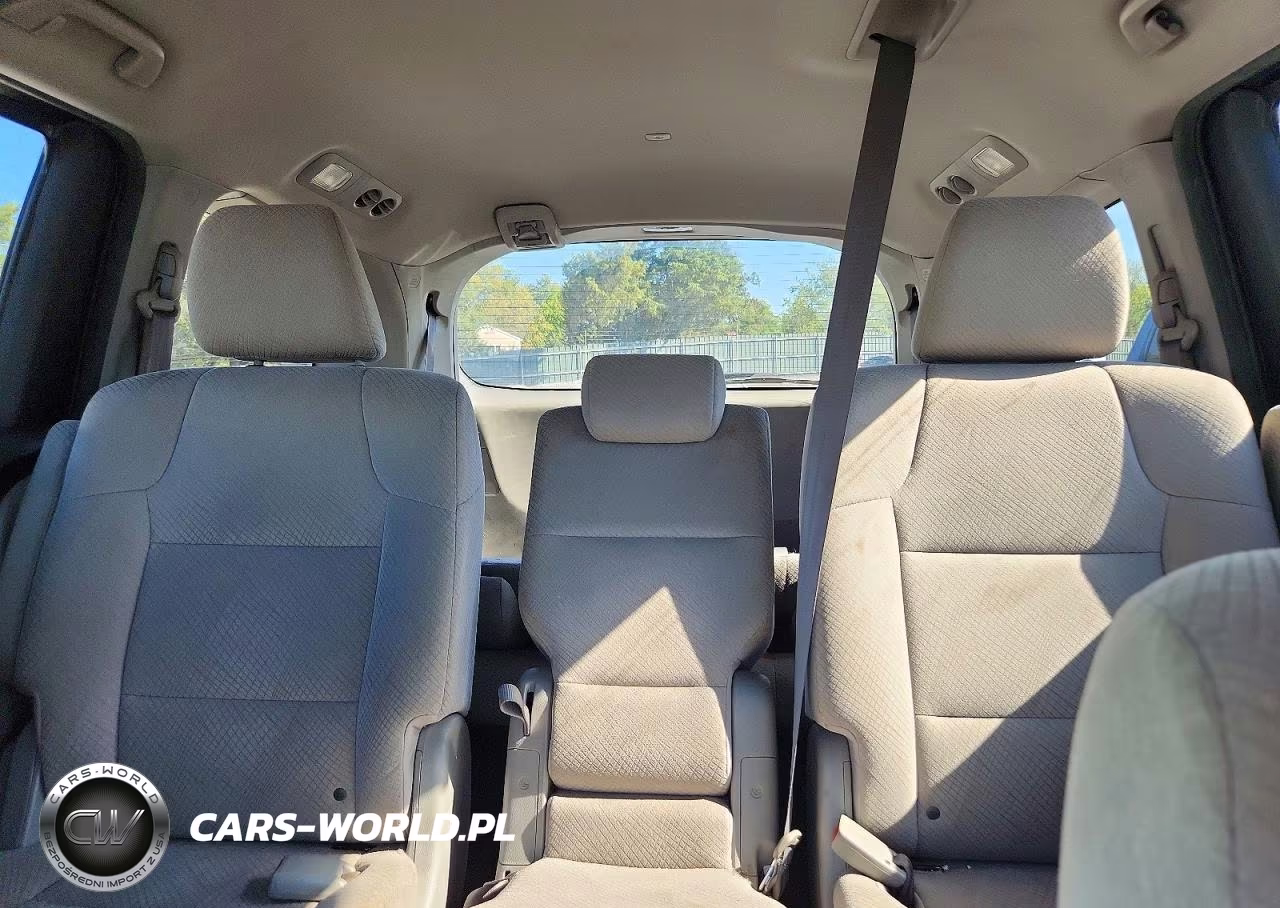 2017 Honda Odyssey Se VIN:5FNRL5H31HB016604 - 10