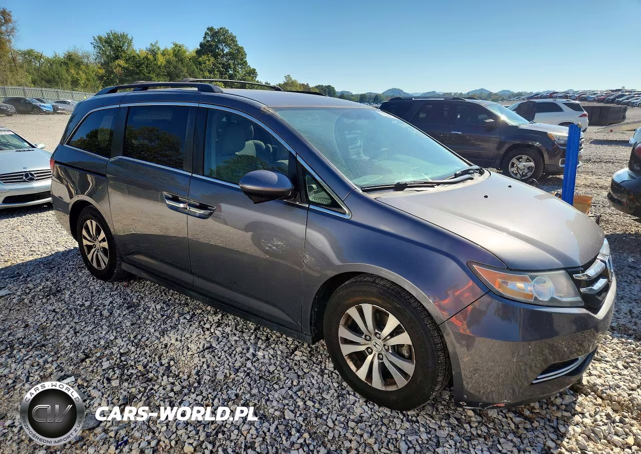 2017 Honda Odyssey Se VIN:5FNRL5H31HB016604 - 4