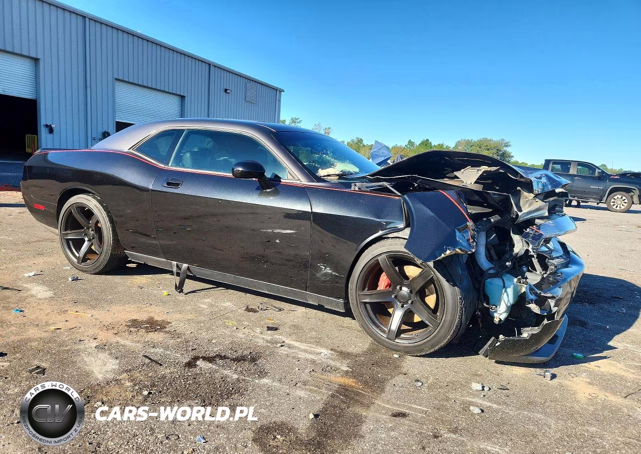 2009 Dodge Challenger Srt-8 VIN:2B3LJ74W79H569987 - 4