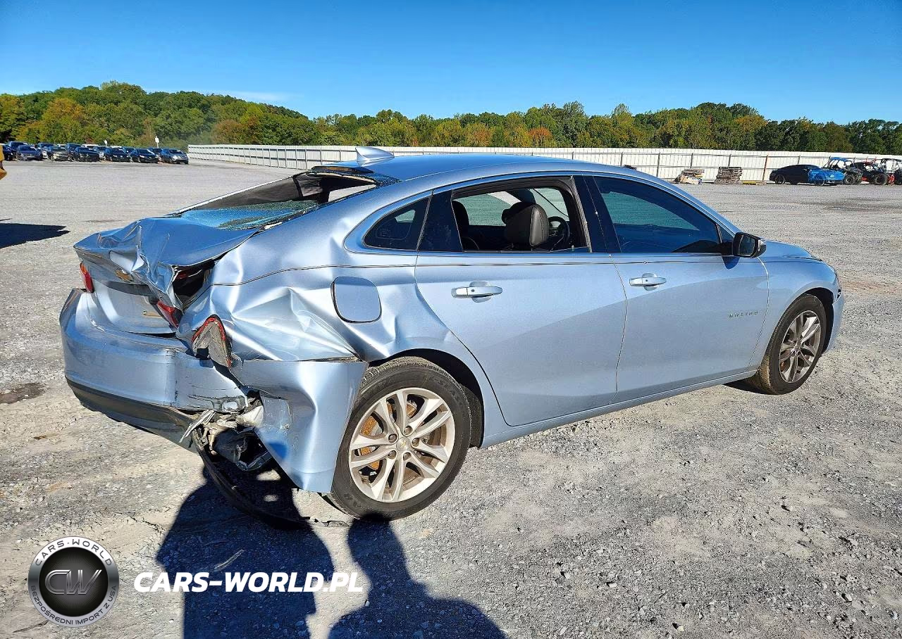 2017 Chevrolet Malibu Lt VIN:1G1ZE5ST7HF150573 - 3