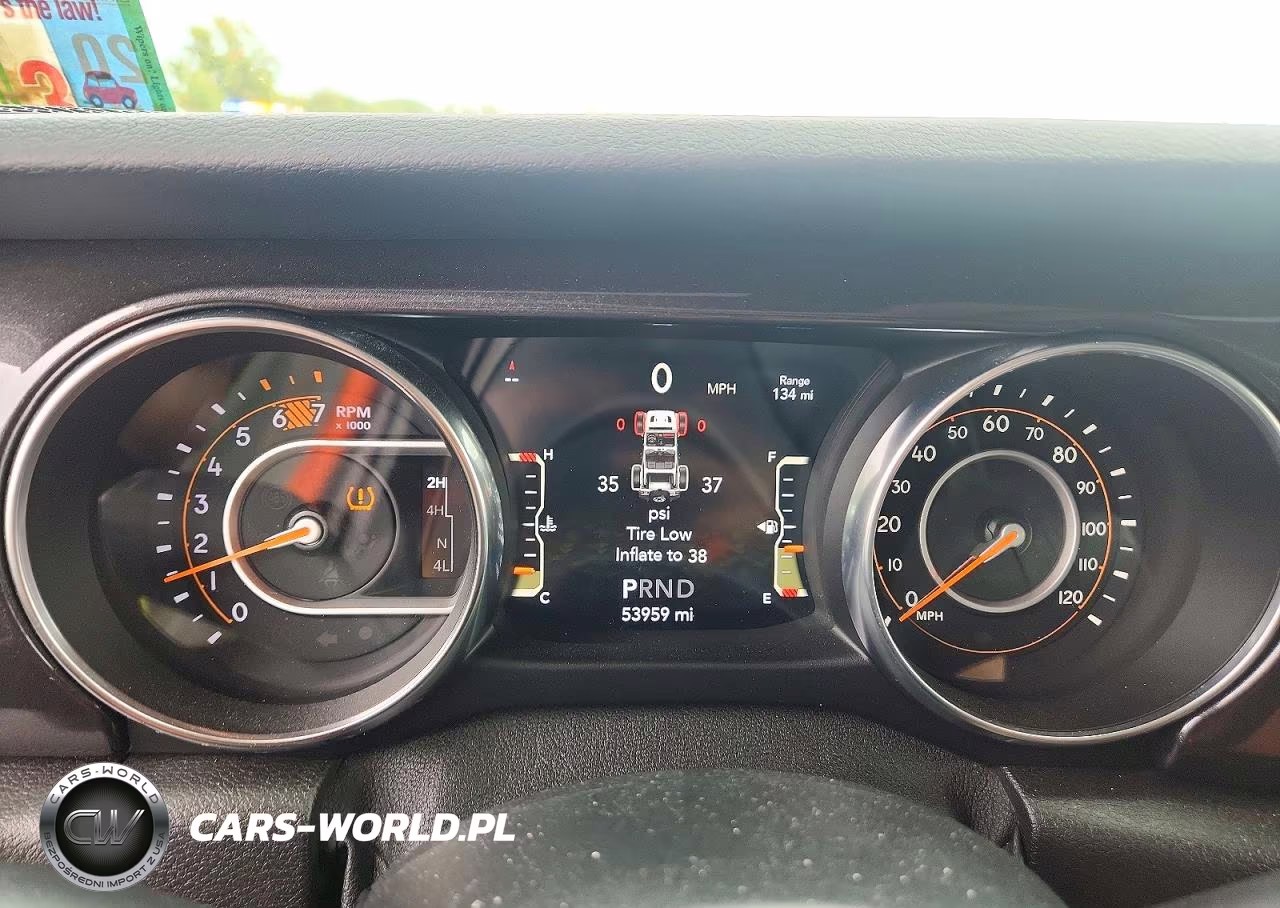 2020 Jeep Wrangler Unlimited Sport VIN:1C4HJXDN7LW204164 - 9