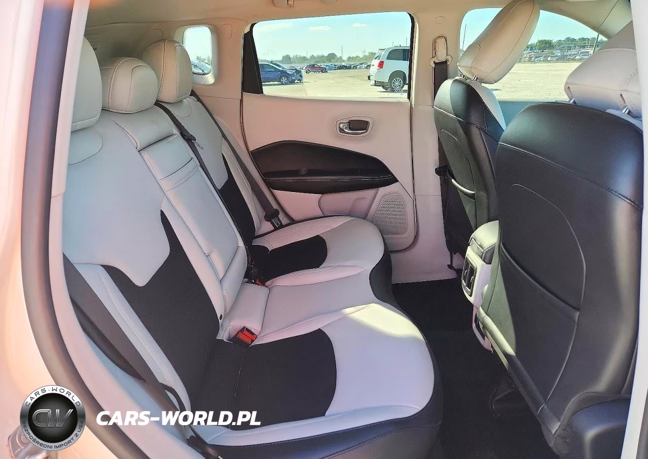 2019 Jeep Compass Latitude VIN:3C4NJCBB0KT843687 - 11