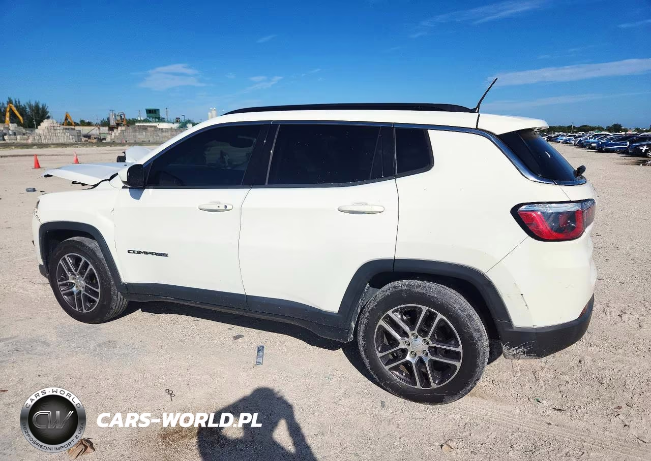 2019 Jeep Compass Latitude VIN:3C4NJCBB0KT843687 - 2