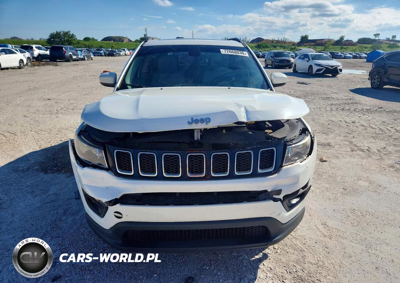 2019 Jeep Compass Latitude VIN:3C4NJCBB0KT843687 - 5