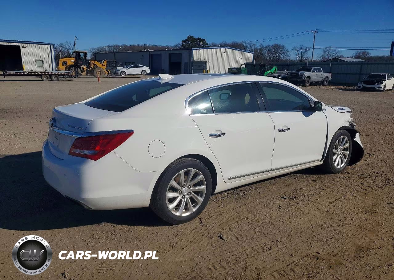 2015 Buick Lacrosse VIN:1G4GB5G31FF245011 - 3