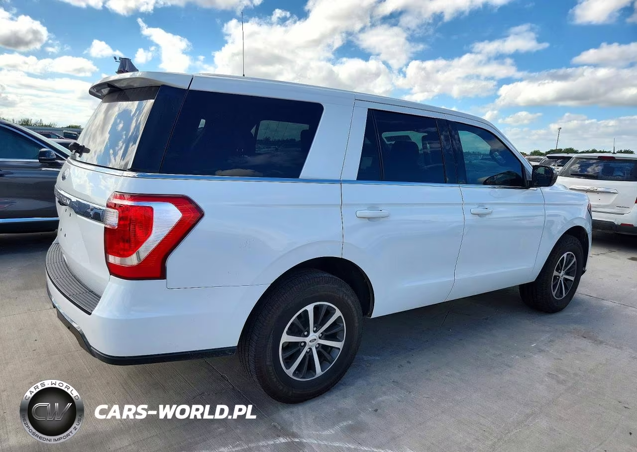 2018 Ford Expedition Xl VIN:1FMJU1GT8JEA35187 - 3