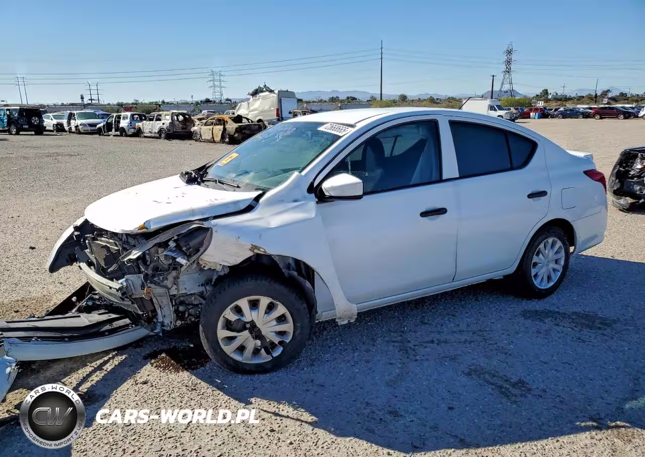 2017 Nissan Versa S