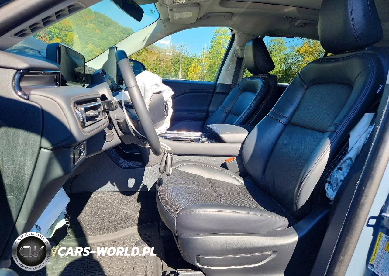 2026 Lincoln Aviator VIN:5LM5J6XC0TGL06223 - 7