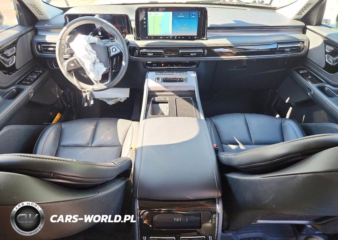 2026 Lincoln Aviator VIN:5LM5J6XC0TGL06223 - 8