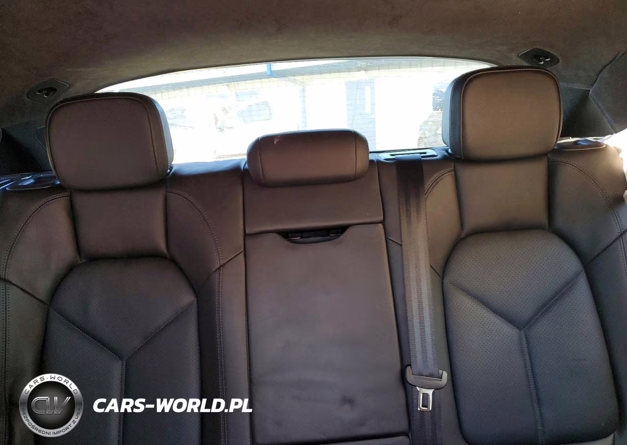 2016 Porsche Macan Turbo VIN:WP1AF2A52GLB93400 - 10