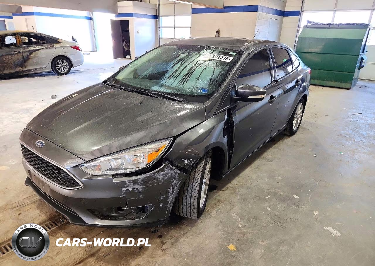 2016 Ford Focus Se VIN:1FADP3F21GL402809 - 1