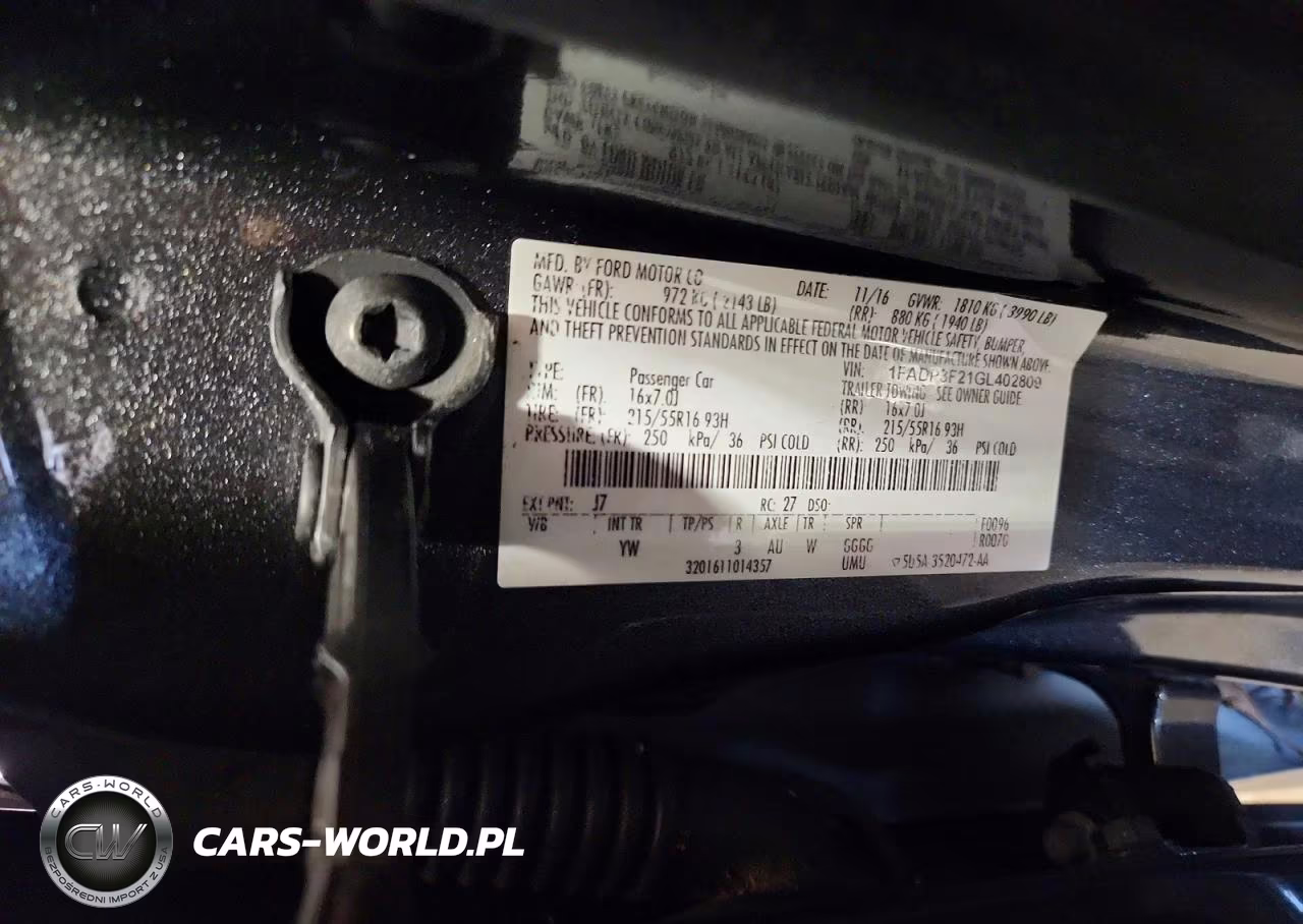 2016 Ford Focus Se VIN:1FADP3F21GL402809 - 13