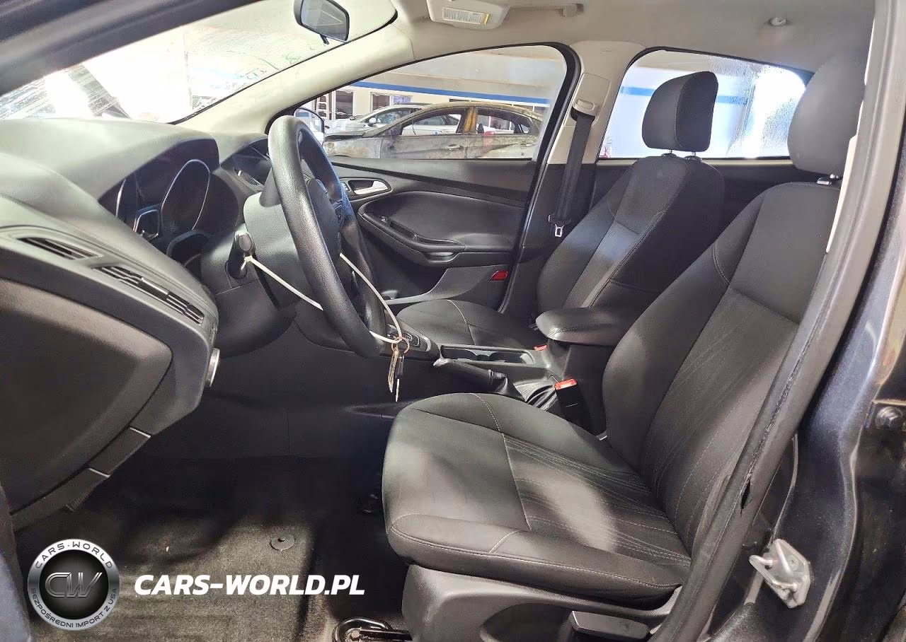 2016 Ford Focus Se VIN:1FADP3F21GL402809 - 7