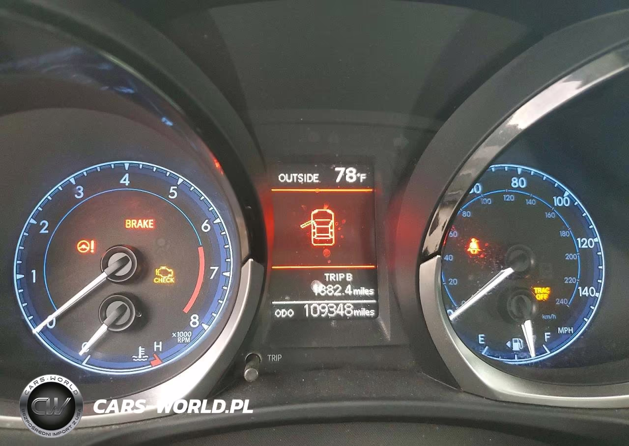 2015 Toyota Corolla S Plus VIN:5YFBURHE2FP202290 - 9