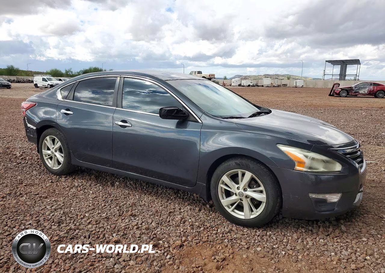 2013 Nissan Altima 2.5 VIN:1N4AL3AP2DN487208 - 4