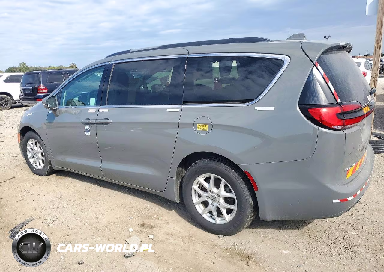 2022 Chrysler Pacifica Touring L VIN:2C4RC1BGXNR197299 - 2