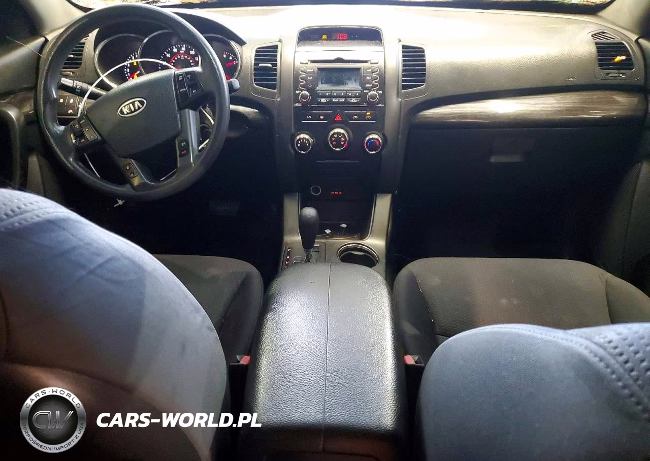 2011 Kia Sorento Lx VIN:5XYKTCA14BG112905 - 8