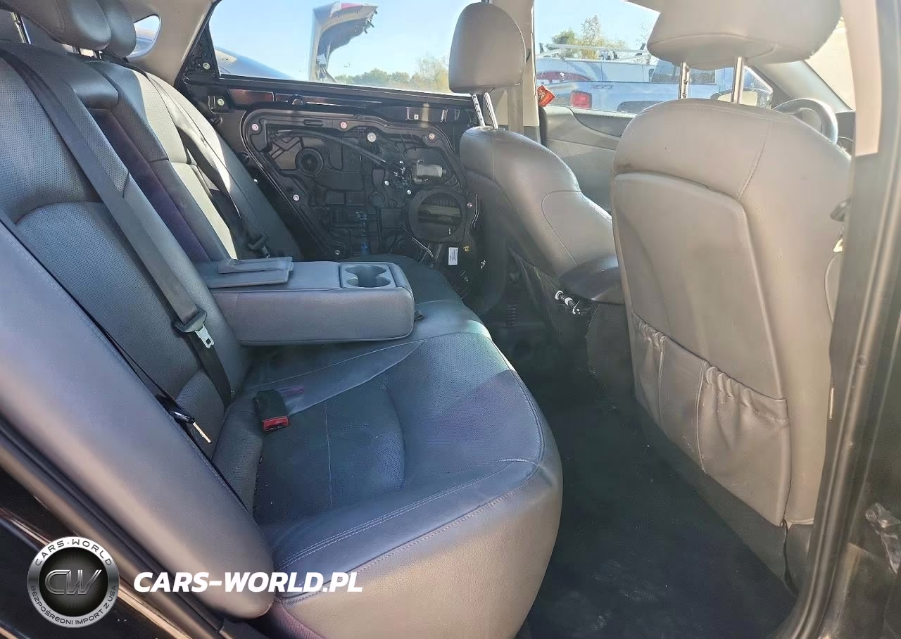 2015 Hyundai Sonata Hybrid Limited VIN:KMHEC4A4XFA131893 - 10