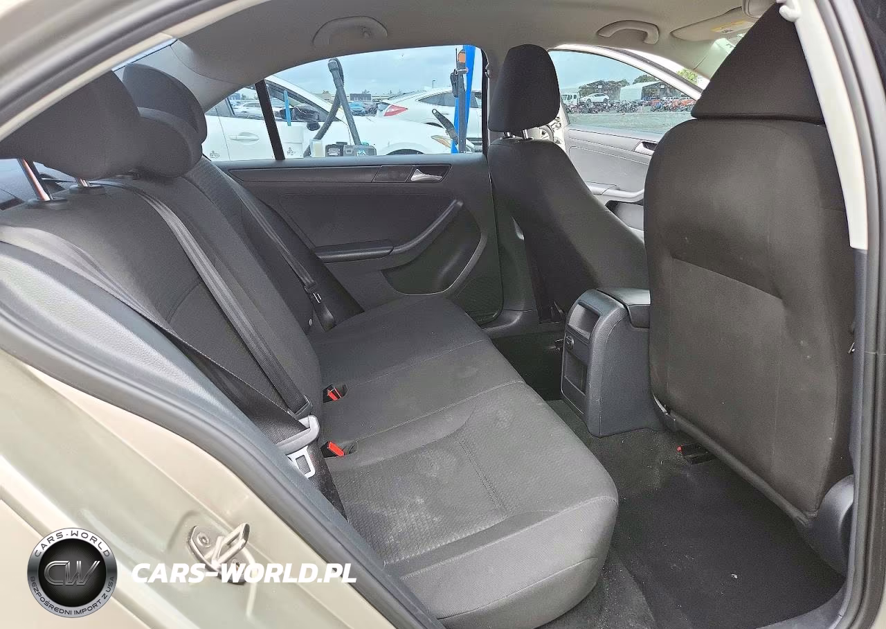 2016 Volkswagen Jetta S VIN:3VW267AJXGM334242 - 10