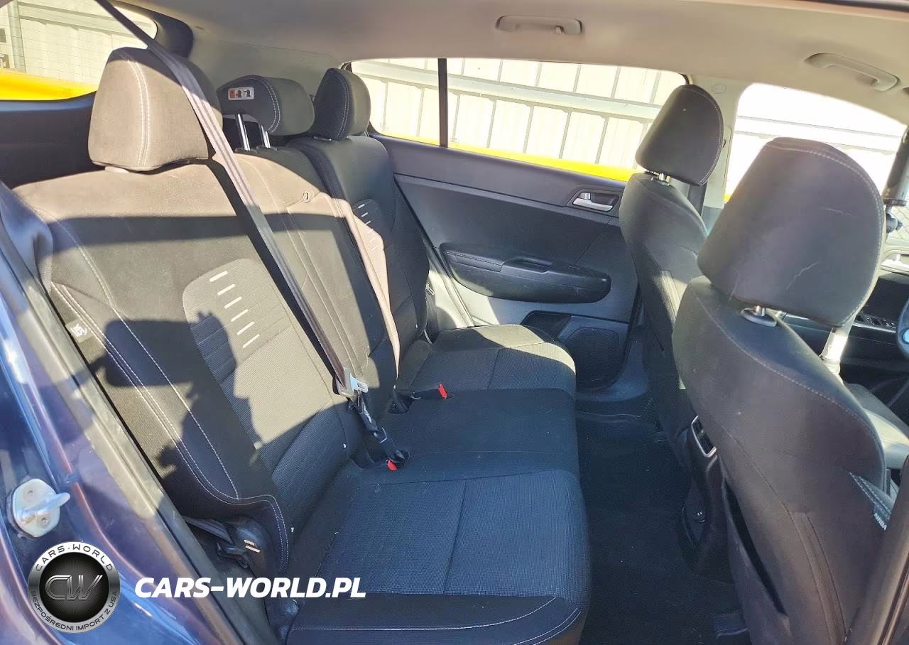 2018 Kia Sportage Lx VIN:KNDPMCAC8J7450873 - 10
