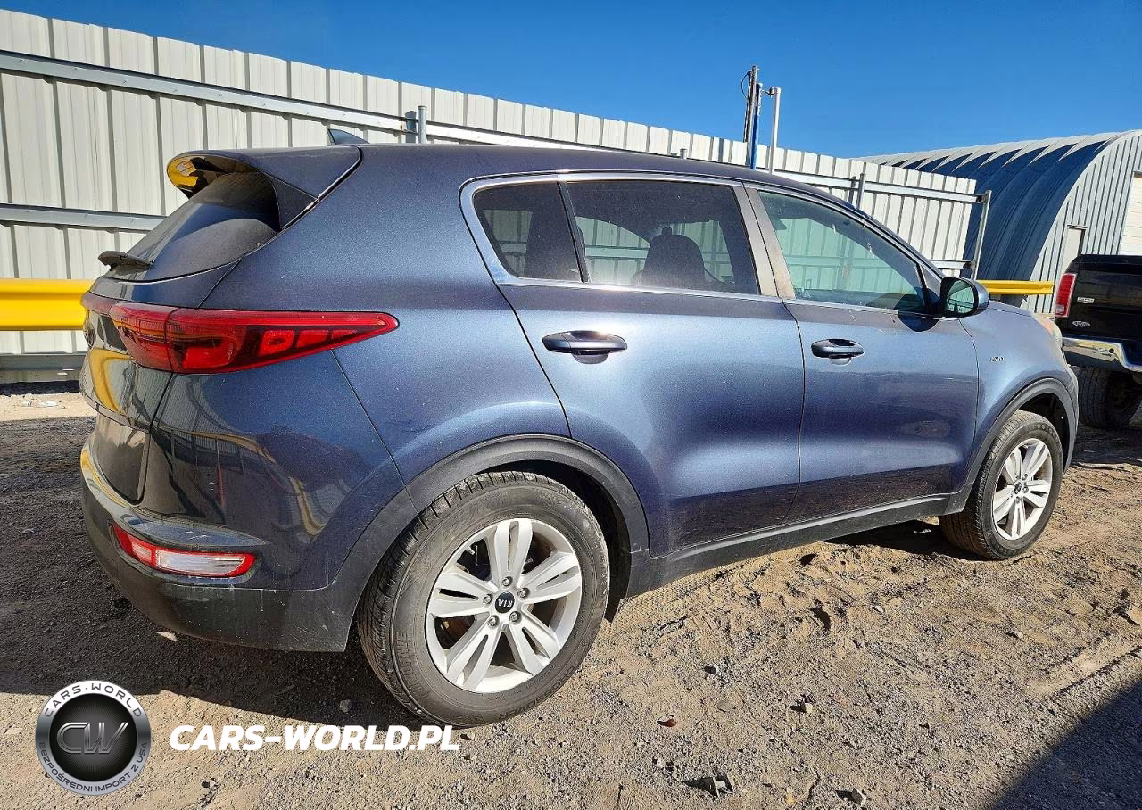 2018 Kia Sportage Lx VIN:KNDPMCAC8J7450873 - 3