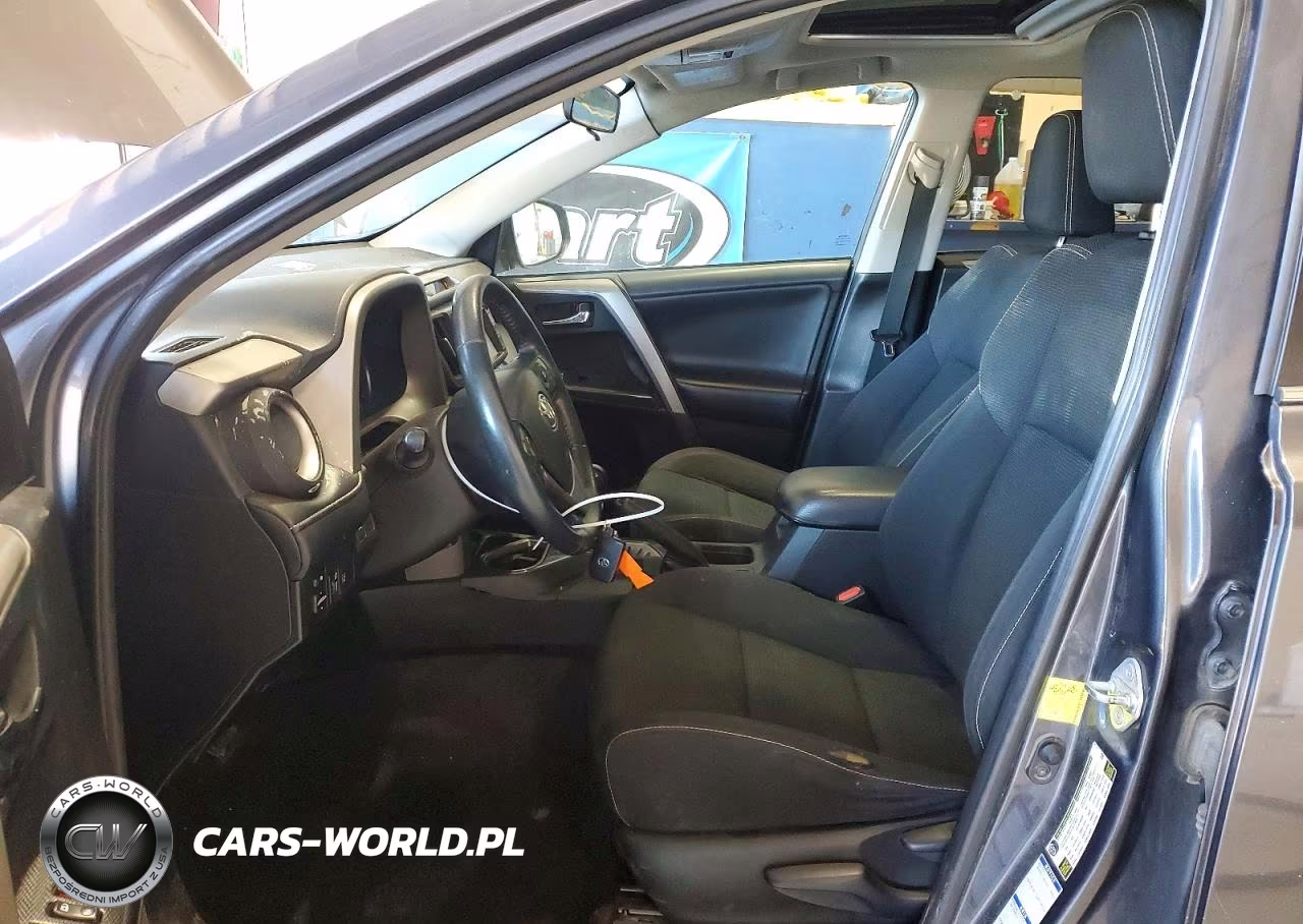 2018 Toyota Rav4 Adventure VIN:2T3RFREV4JW700714 - 7